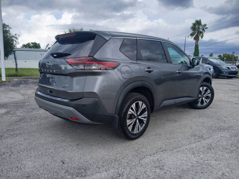 2022 Nissan Rogue SV