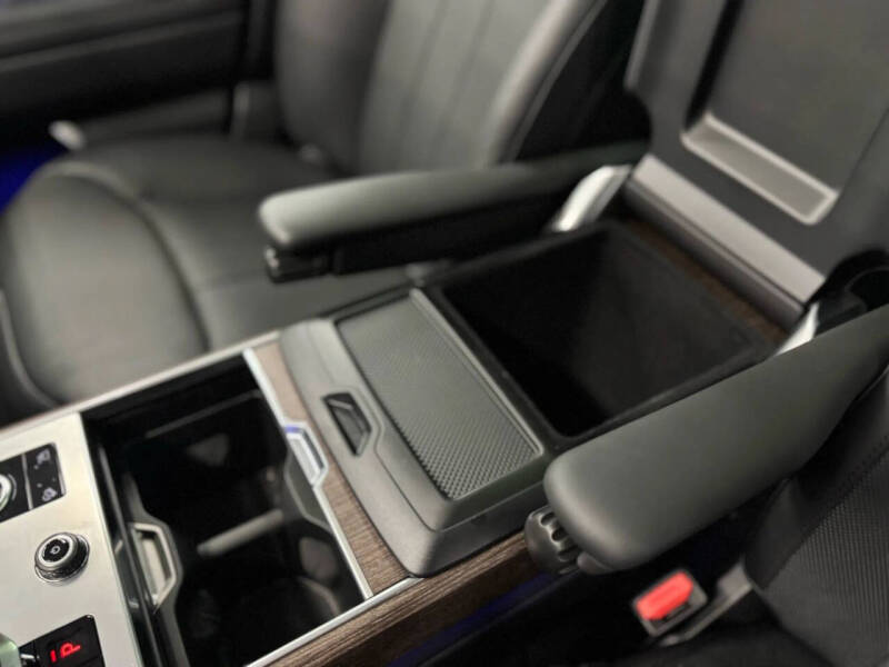 2023 Land Rover Range Rover P400 SE