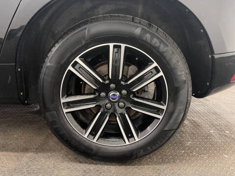 2017 Volvo XC60 T5 Dynamic