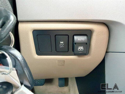 2008 Toyota Sequoia SR5