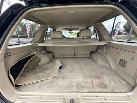 2000 Nissan Pathfinder LE