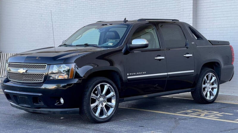 2009 Chevrolet Avalanche for sale at Carland Auto Sales INC. in Portsmouth VA