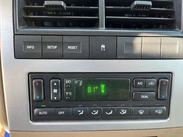 2007 Mercury Mountaineer 35