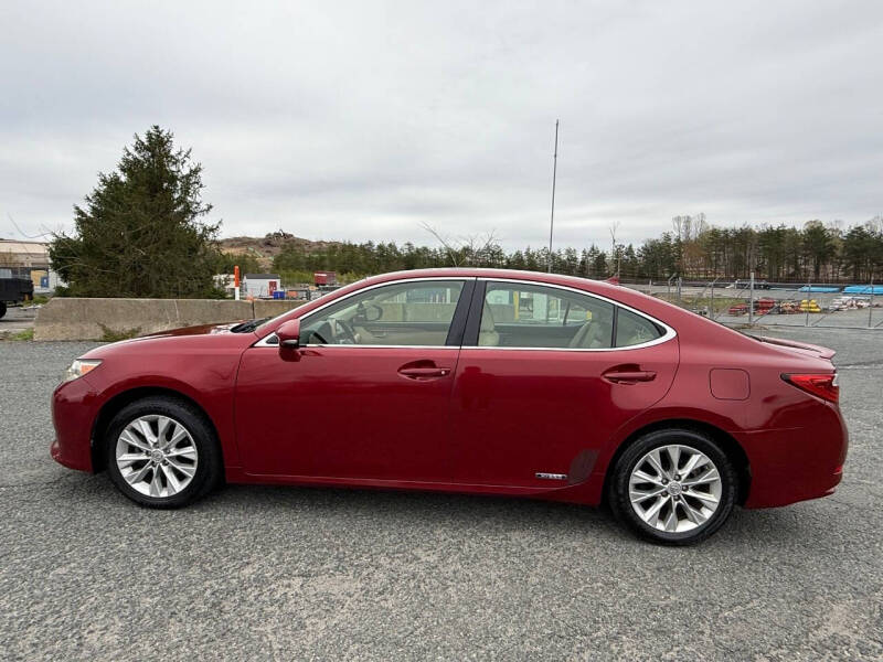2013 Lexus ES 300h