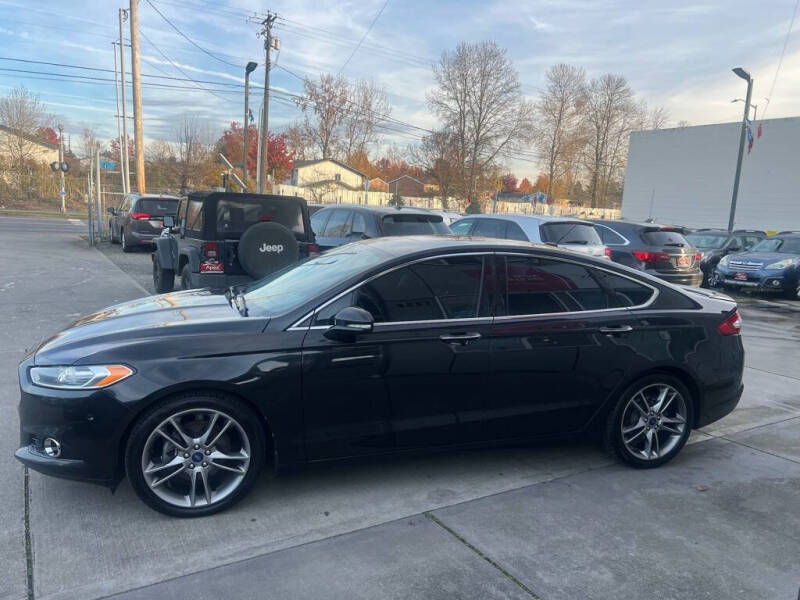 2013 Ford Fusion Titanium photo 4