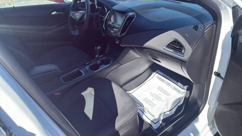 2017 Chevrolet Cruze LT Auto