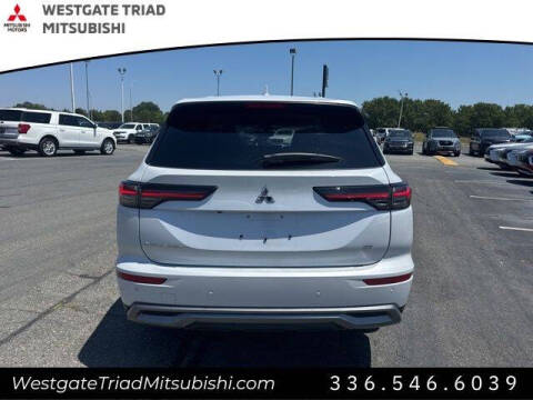 2026 Mitsubishi Outlander SE