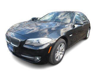 2013 BMW 5 Series 528i's photo