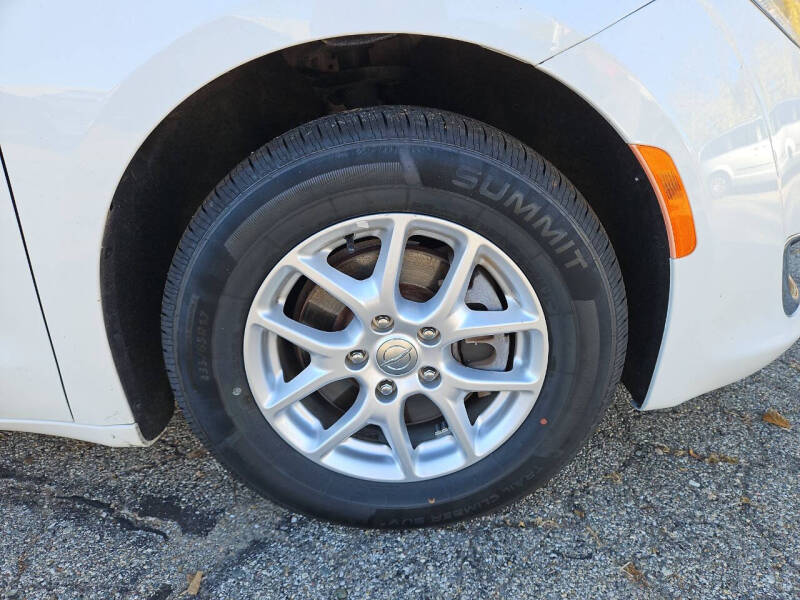 2020 Chrysler Pacifica Touring L