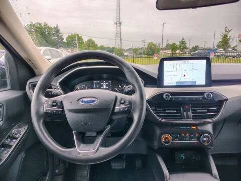 2020 Ford Escape SE