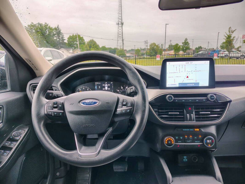 2020 Ford Escape SE