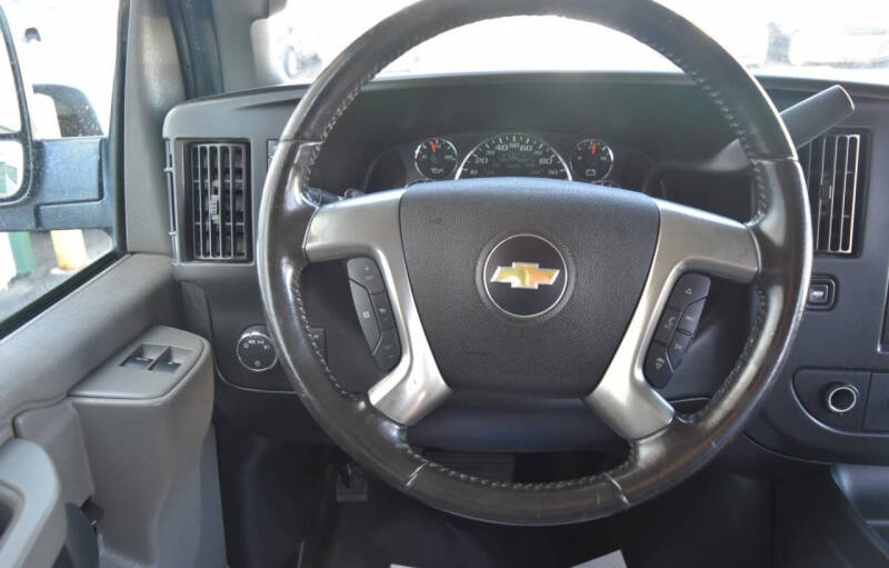 2017 Chevrolet Express LS 2500