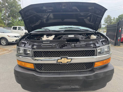 2019 GMC Savana 2500