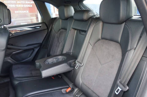 2018 Porsche Macan S