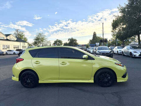 2016 Scion iM