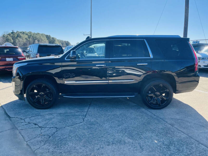 2016 Cadillac Escalade Luxury Collection