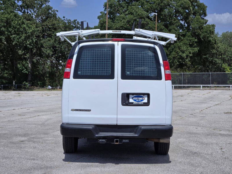 2021 Chevrolet Express 2500