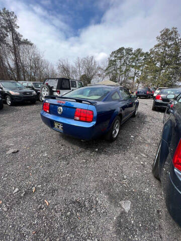 2006 Ford Mustang V6 Standard