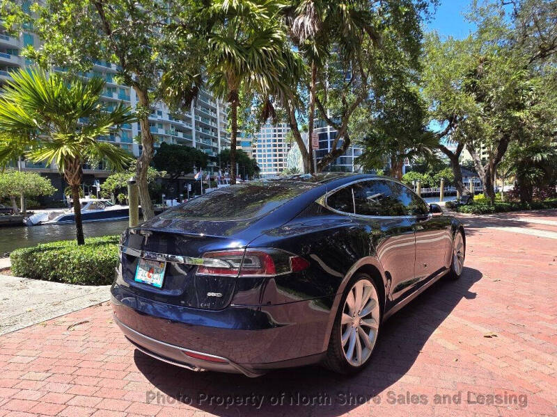 2015 Tesla Model S
