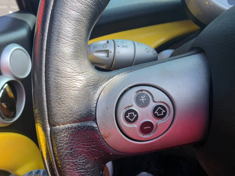 2005 MINI Cooper