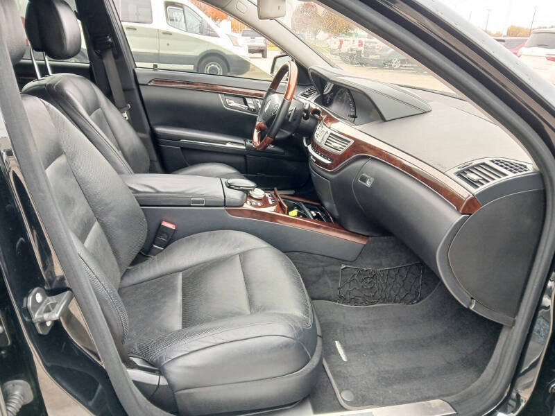 2012 Mercedes-Benz S-Class S 550 4MATIC