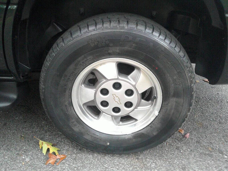 2003 Chevrolet Tahoe LS