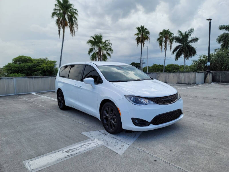2019 Chrysler Pacifica Touring Plus