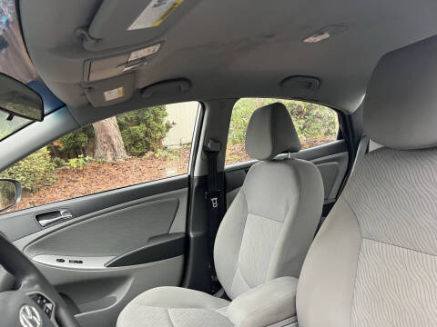 2014 Hyundai Accent GLS