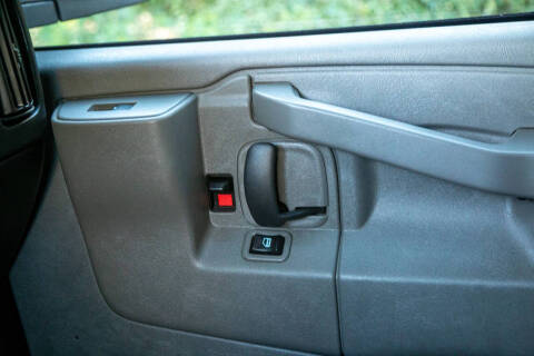 2020 Chevrolet Express 2500