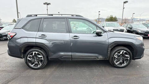 2025 Subaru Forester Premium Hybrid