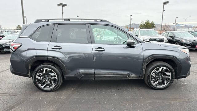 2025 Subaru Forester Premium Hybrid