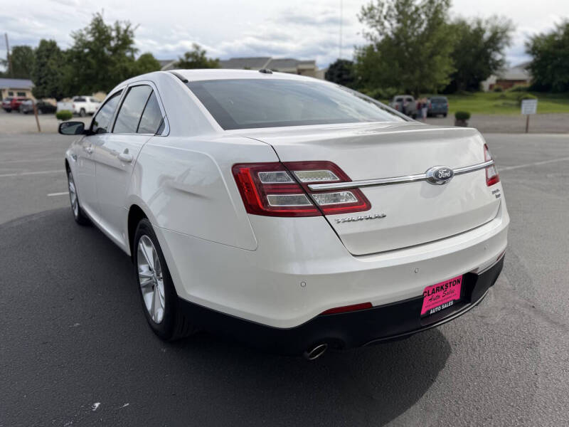 2017 Ford Taurus SEL