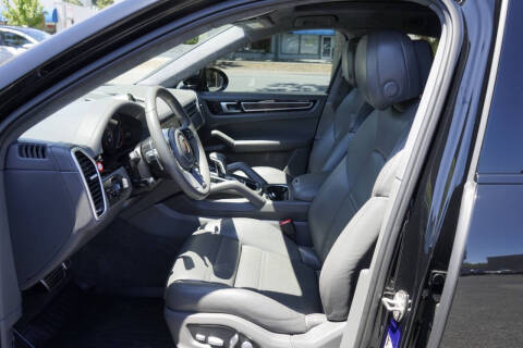 2021 Porsche Cayenne GTS Coupe