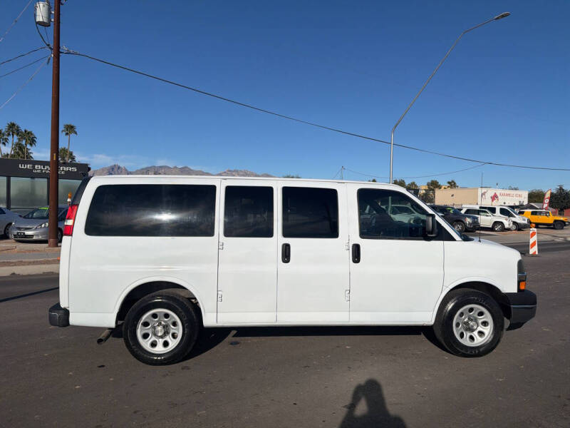2009 Chevrolet Express LT 1500
