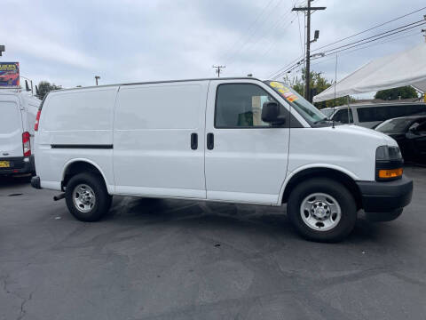 2020 Chevrolet Express 2500