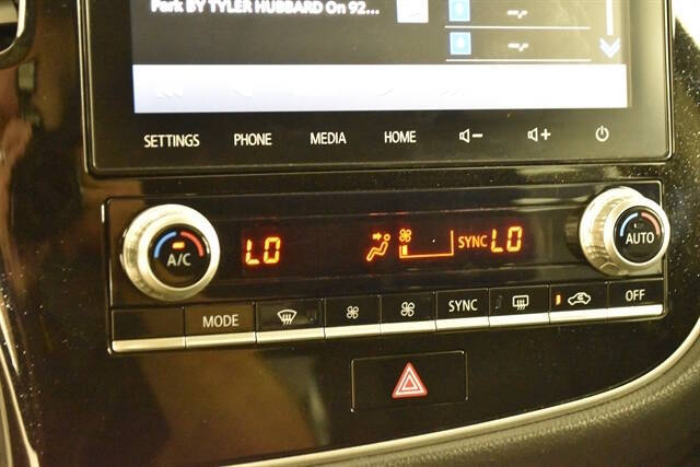 2020 Mitsubishi Outlander SE