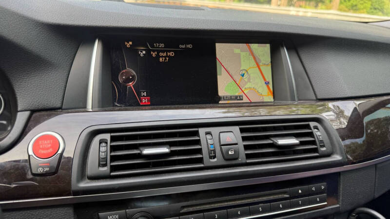 2016 BMW 5 Series 528i