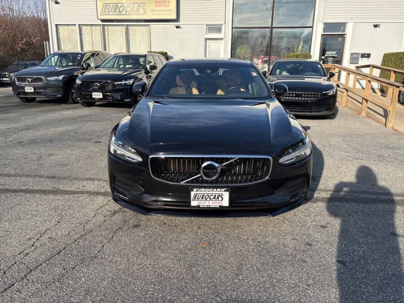 2018 Volvo S90 T5 Momentum