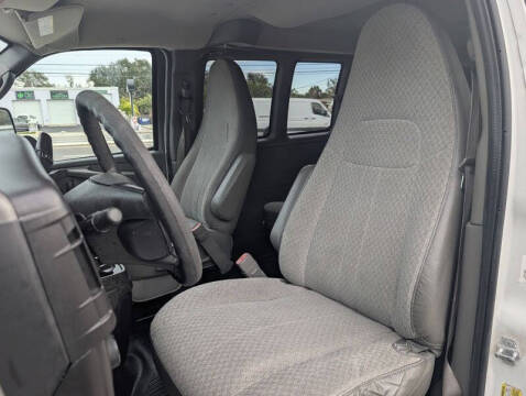 2011 Chevrolet Express LT 2500