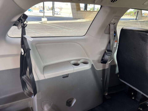 2019 Toyota Sienna L 7-Passenger