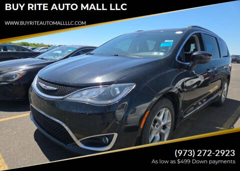 2017 Chrysler Pacifica Touring-L
