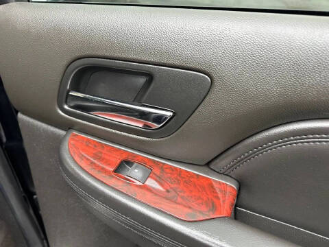 2014 Cadillac Escalade Luxury