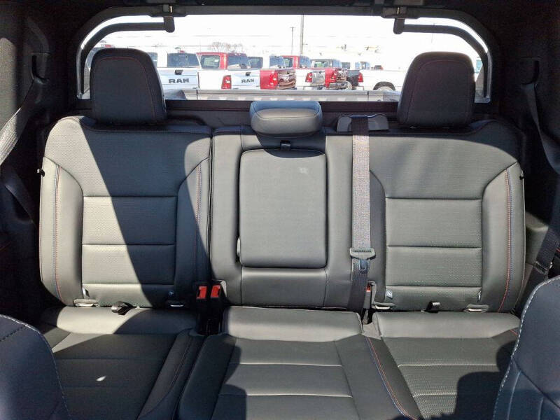 2025 Chevrolet Silverado EV RST