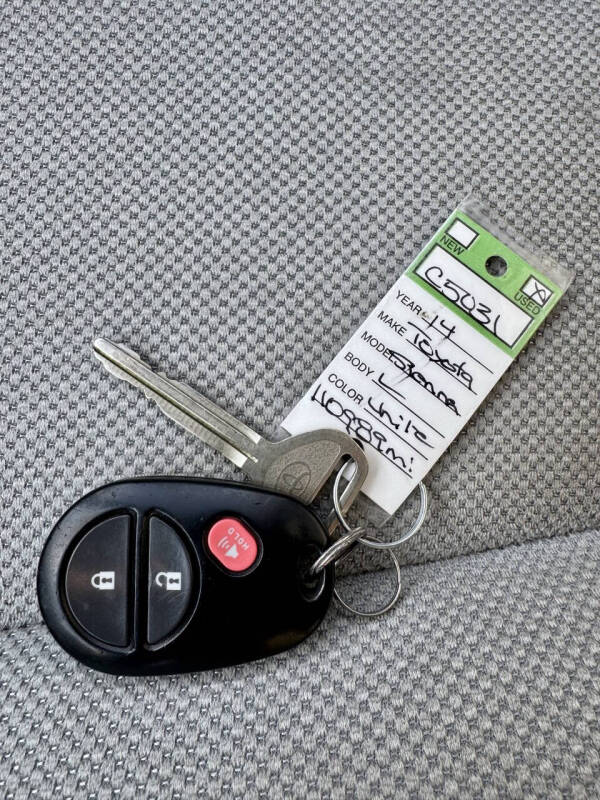 2014 Toyota Sienna L 7-Passenger