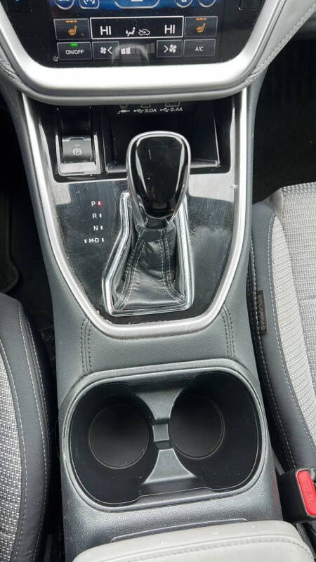 2023 Subaru Outback Premium