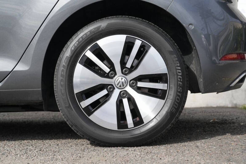 2019 Volkswagen e-Golf SEL Premium