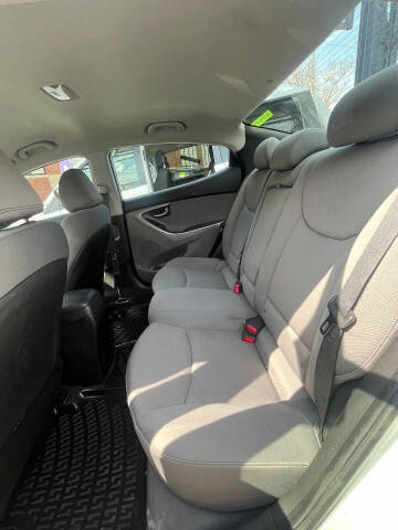 2012 Hyundai Elantra GLS