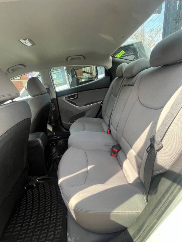 2012 Hyundai Elantra GLS