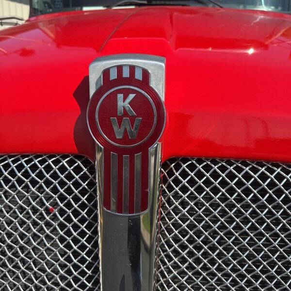 2008 Kenworth T300 asphalt patch truck