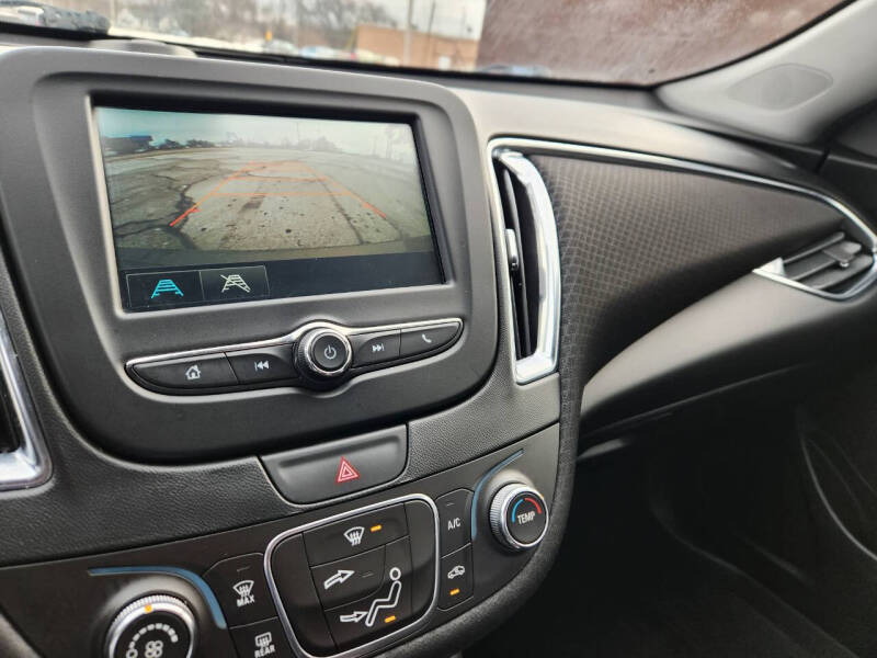 2017 Chevrolet Malibu LT